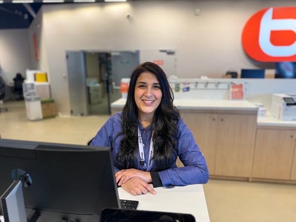 Saliha, Conseillère Service Client, boulanger, wittenheim, électroménager, multimédia