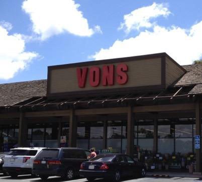 Vons Store Front Picture at 4404 Bonita Rd in Bonita CA
