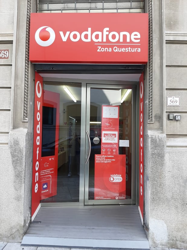 Vodafone Store | Zona Questura