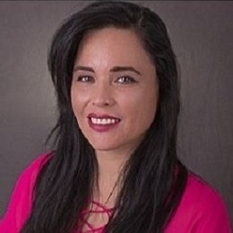 Evelyn Borrero, Insurance Agent