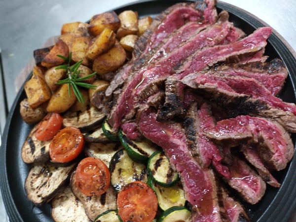 Tagliata di fassona piemontese