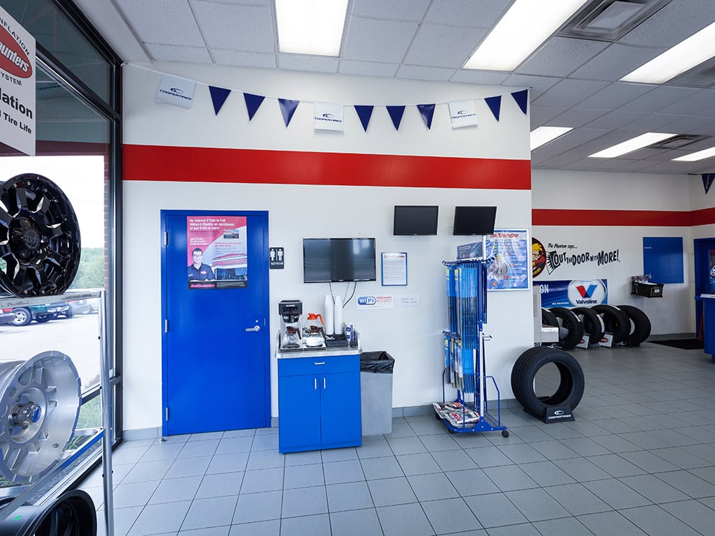 Tire Discounters New Albany tires, alignment, brakes, autoglass in