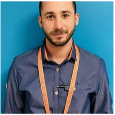 Sami responsable univers multimédia du magasin Boulanger Toulouse Colomiers