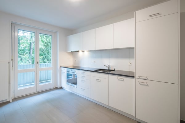 Gesamtsanierung 14 Wohnungen Küchen & Bäder in Basel