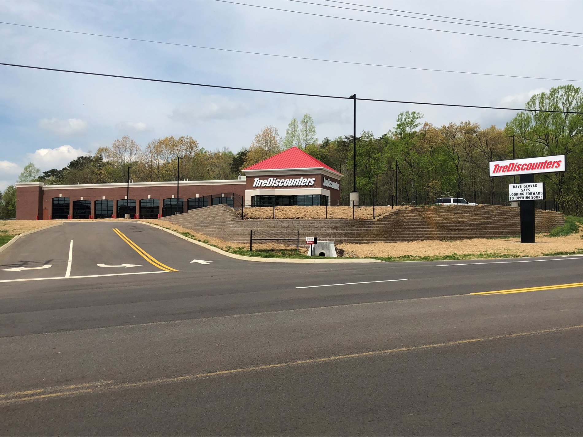 Tire Discounters Chapman Hwy tires, alignment, brakes, autoglass in