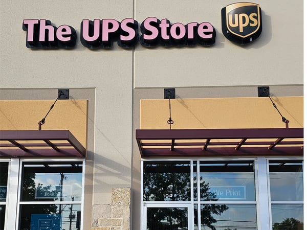 Facade of The UPS Store Culebra &amp;amp; 1604