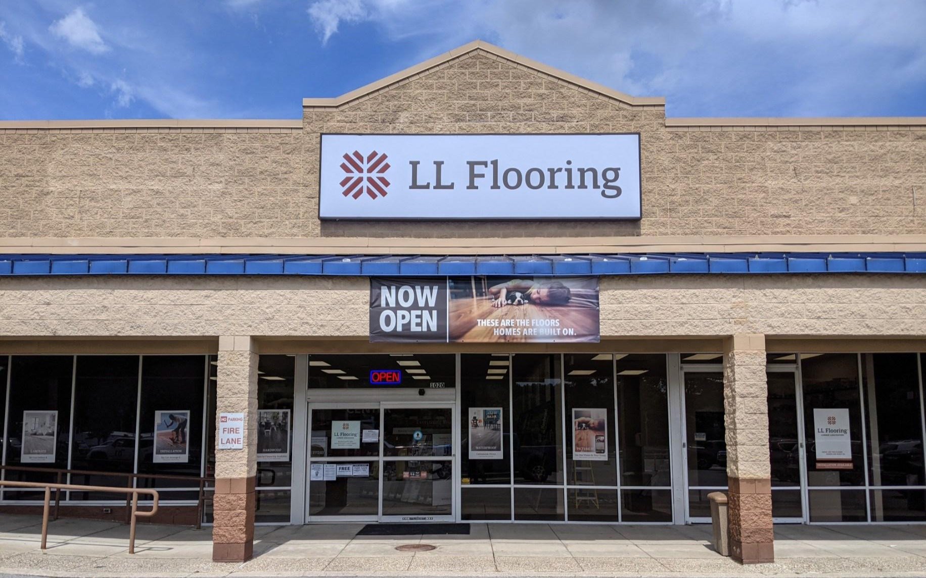 LL Flooring #1441 Beckley | 1020 North Eisenhower Drive | Storefront