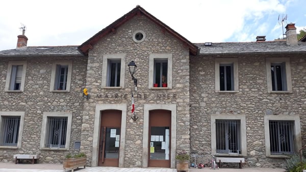 Photo du point La Poste Agence Communale NYER Mairie