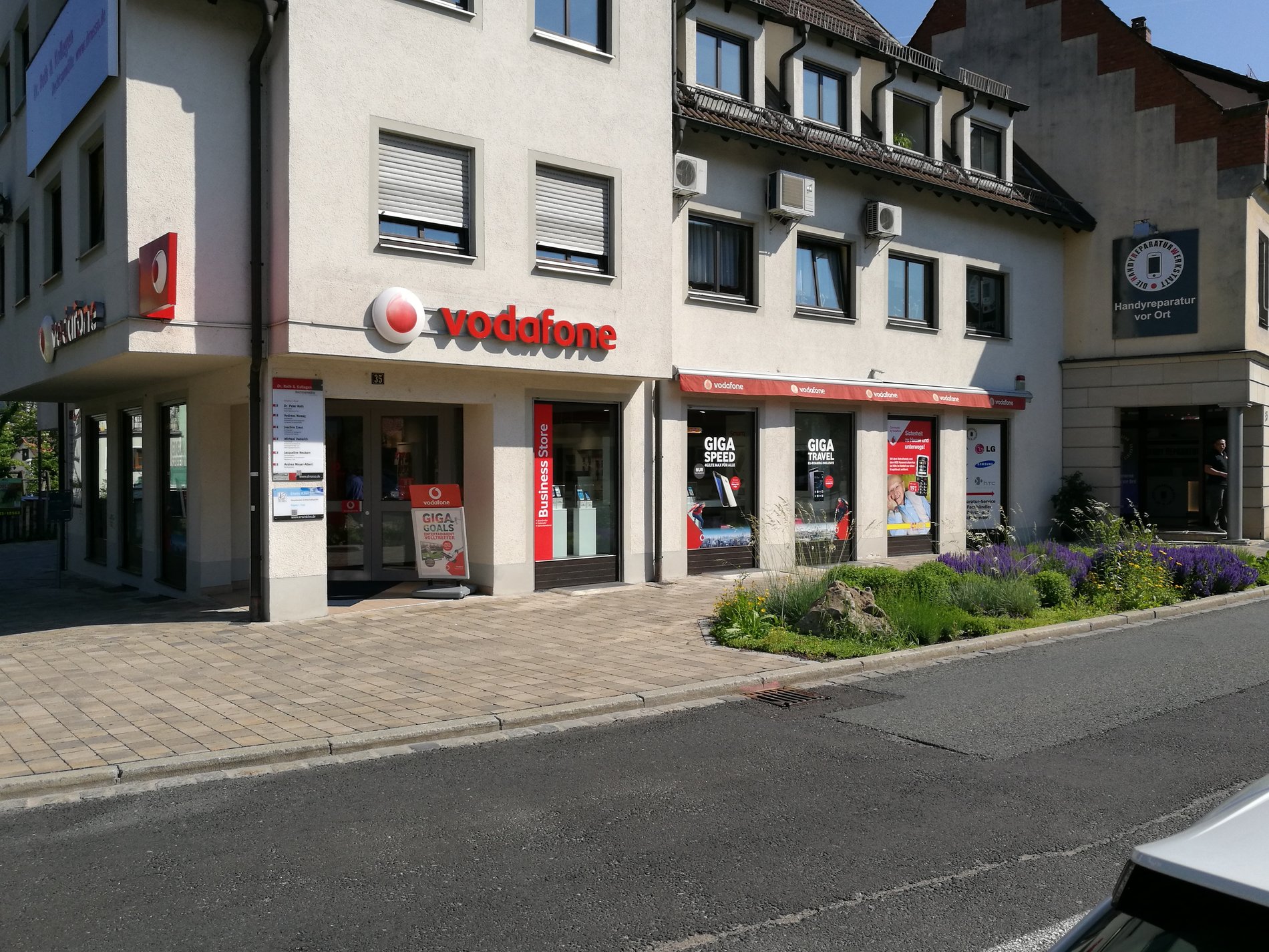 Vodafone-Shop in Lauf a.d. Pegnitz, Saarstr. 35