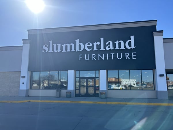 Columbus Slumberland Furniture exterior