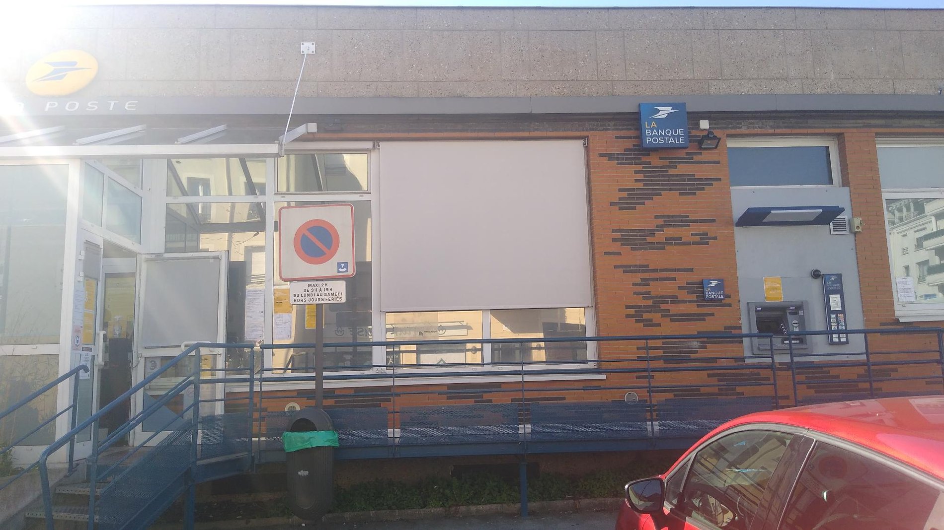 La Poste Deuil La Barre 95170 La Poste