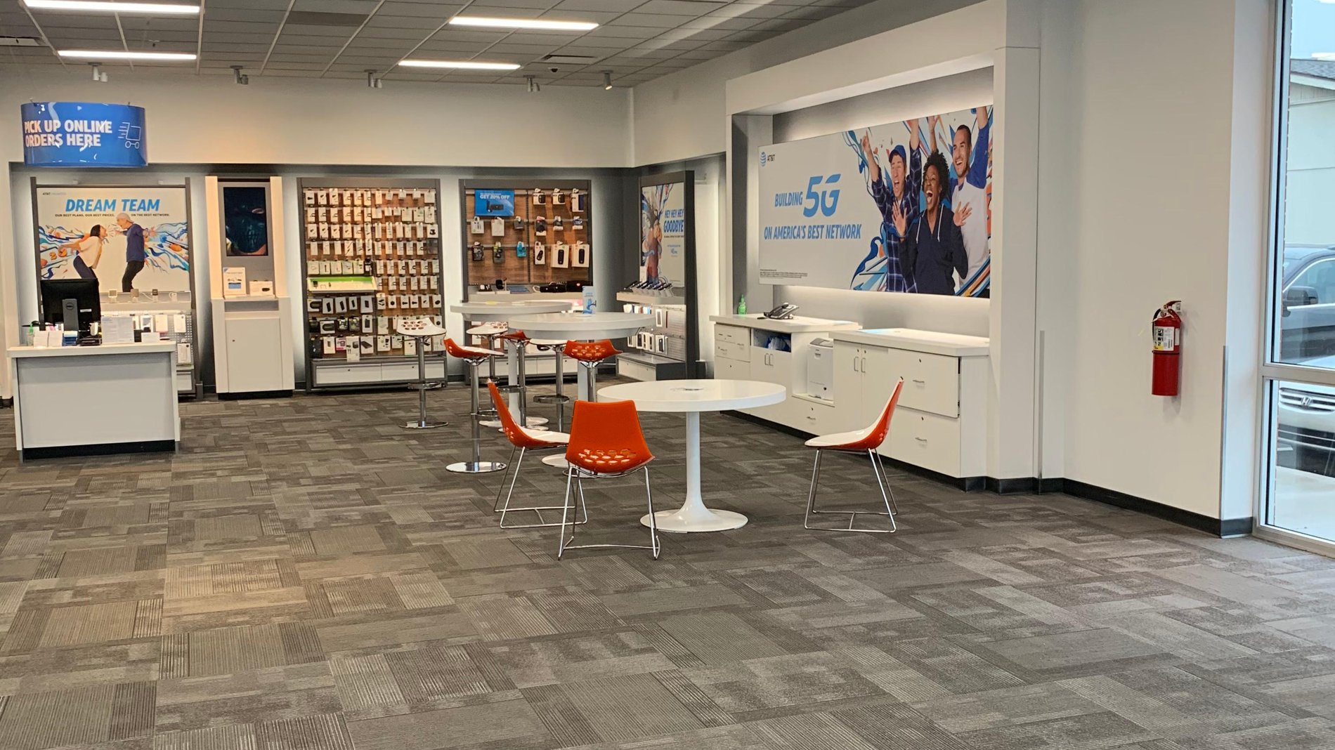 AT&T Store Kingston Pike iPhone SE w/ Curbside Pickup Knoxville, TN