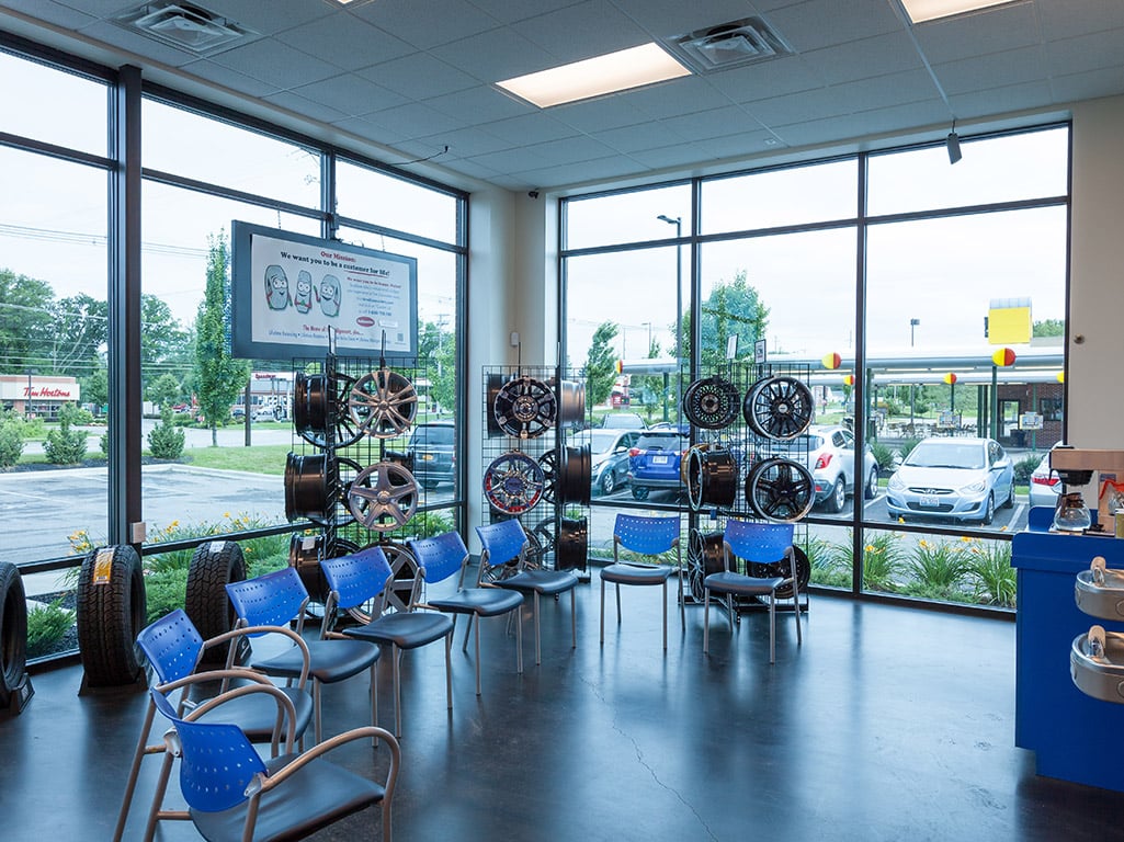 Tire Discounters Stelzer Road tires, alignment, brakes, autoglass in Columbus, OH