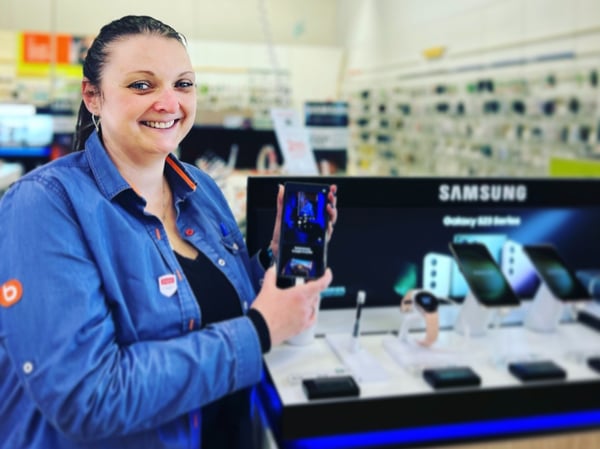 Laëtitia Conseillère Services Client