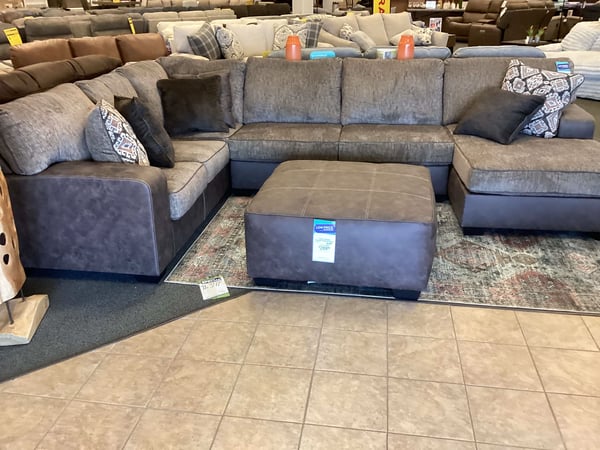 St Paul Slumberland Furniture Clearance Center sectional