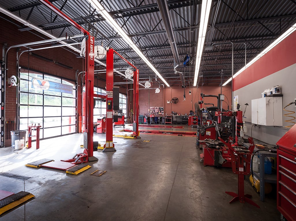 Tire Discounters Wooster Pike tires, alignment, brakes, autoglass in