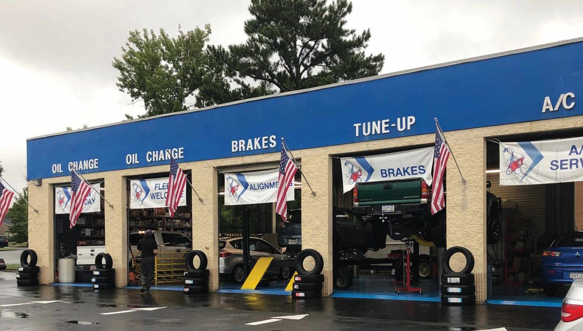 SpeeDee Oil Change & Auto Service in Spartanburg, SC 29301 1484 W O