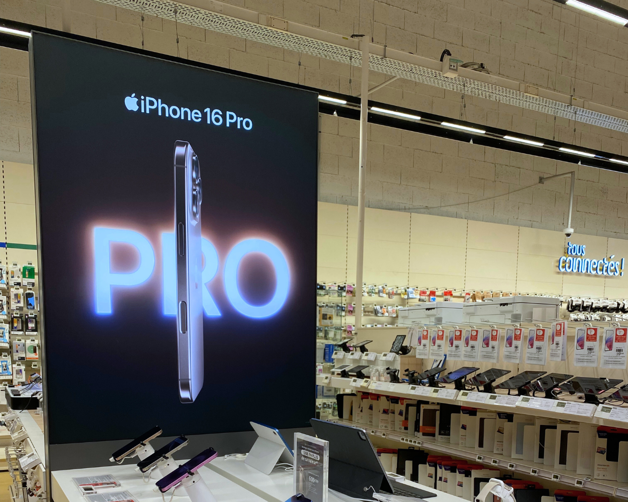espace apple Boulanger chasse sur rhône