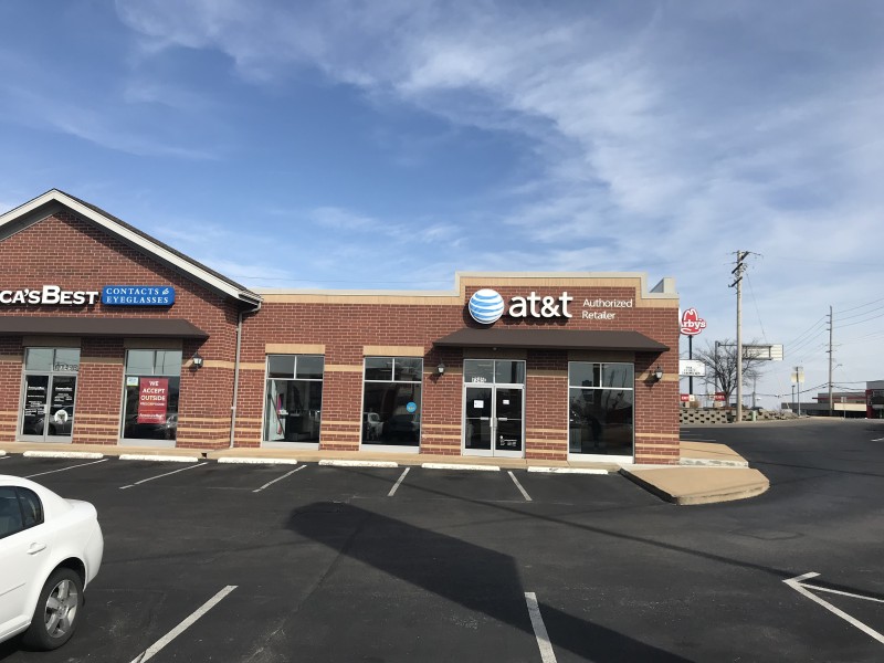 South Lindbergh Store – Apple iPhone 12 and Samsung Devices Saint Louis, MO | AT&T