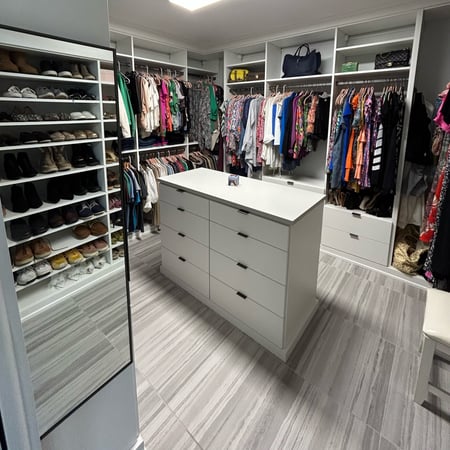 WALK IN CLOSET in dove WITH ISLAND and a PULL OUT MIRROR