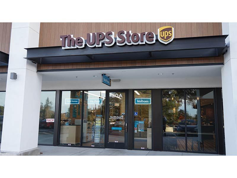 Storefront photo of The UPS Store #7098 in Oakland, CA