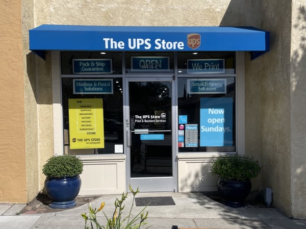 Storefront of The UPS Store in Saratoga, CA