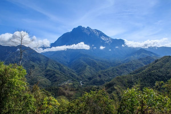 キナバル山