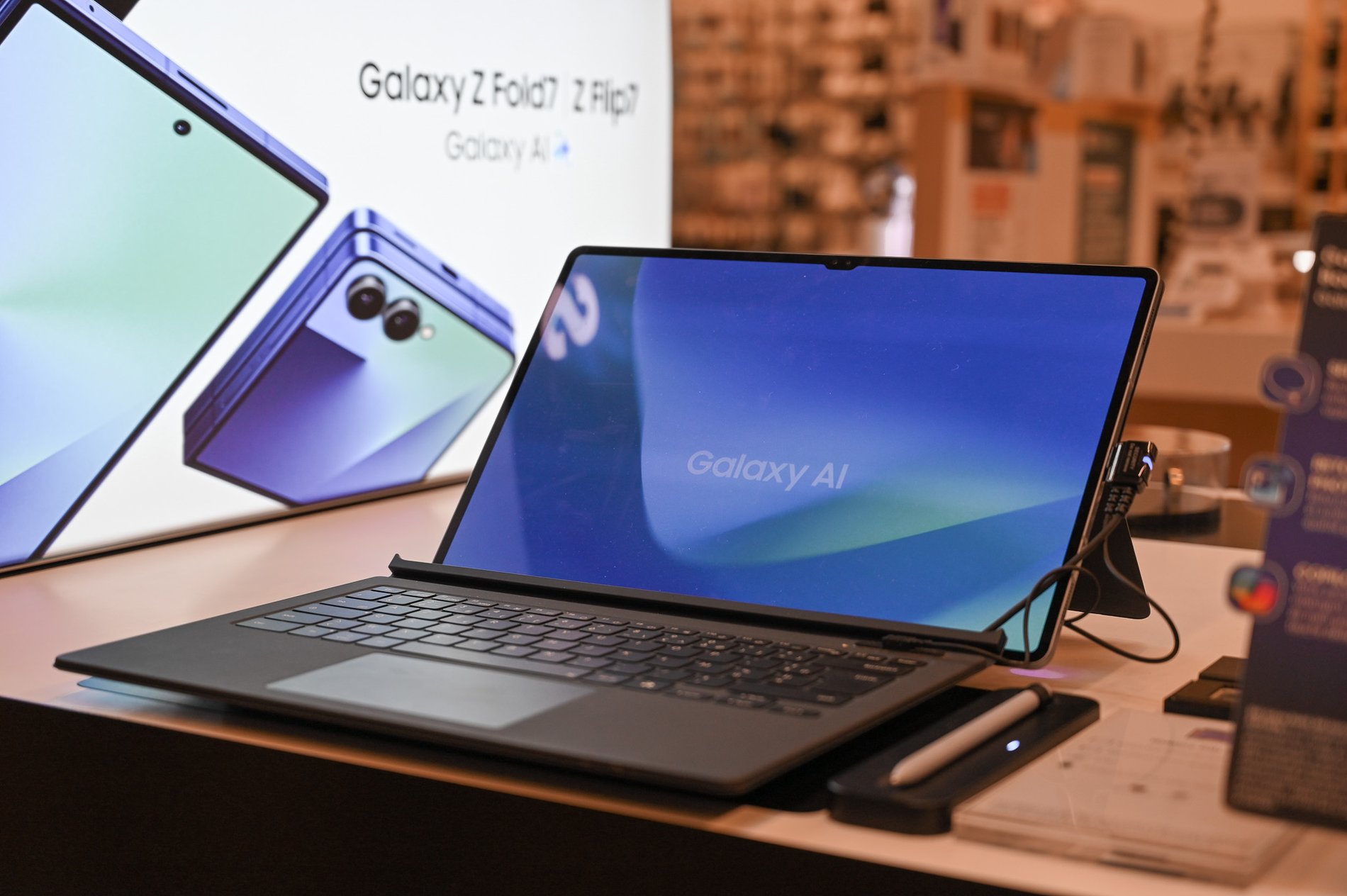 Galaxy Book AI pc portable Samsung Boulanger Toulon - La Garde