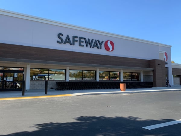 Safeway store front picture at 1305 S Winchester Blvd San Jose CA