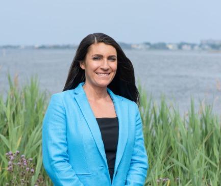 Photo of Catherine Mannes, CFP®