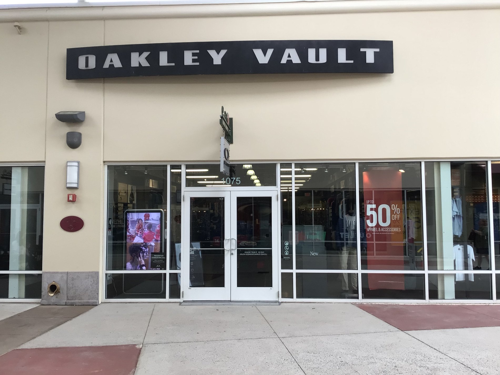 Outlet Oakley