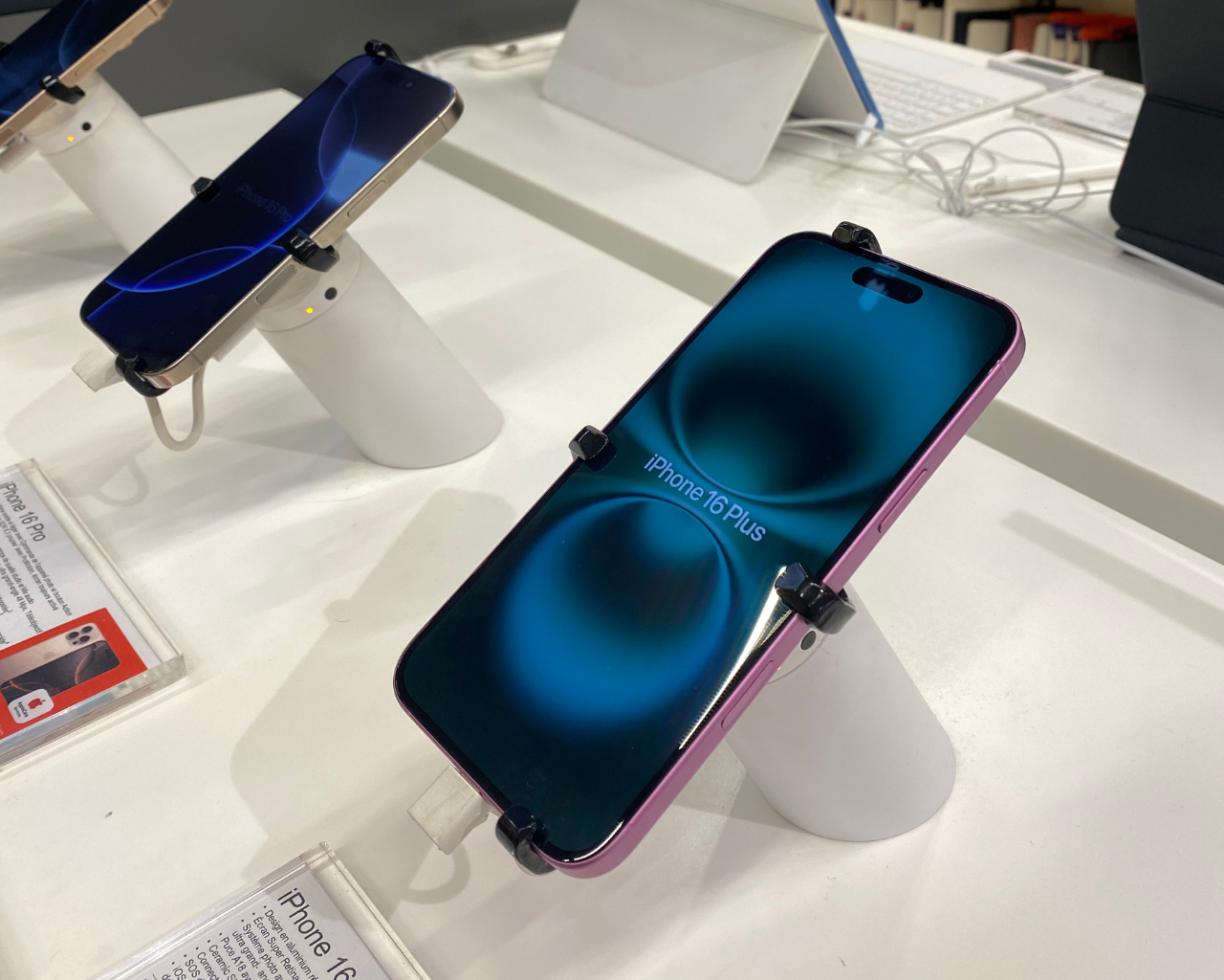espace apple Boulanger chasse sur rhône