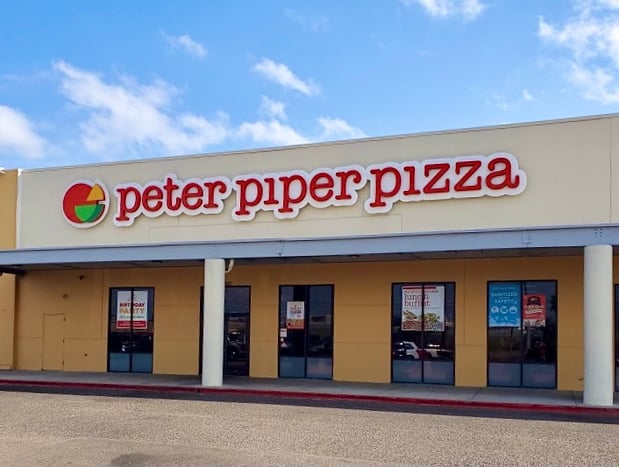 Laredo 1 | Peter Piper Pizza