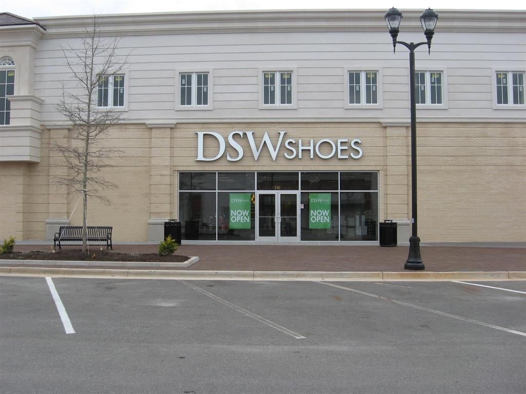 Your Newnan, GA Shoe Store | DSW