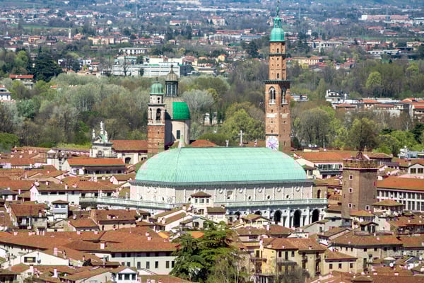 ヴィチェンツァ市街とヴェネト地方のパッラーディオ様式の邸宅群