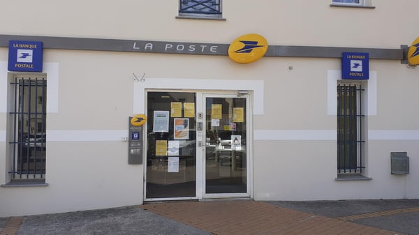 Photo du point La Poste SAINT MARTIN DE VALGALGUES