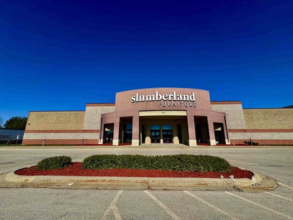 Rockford Slumberland Furniture exterior