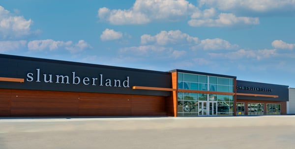 Storefront of Slumberland Furniture in Dubuque