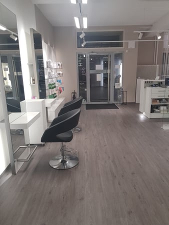 Neuer Salon