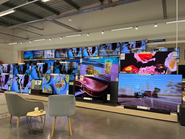 Télévision, TV, télé en stock chez Boulanger STE Eulalie
Samsung
LG
TCL
Sony
Philips