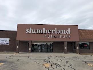 Slumberland Furniture Storefront in Mattoon, IL.