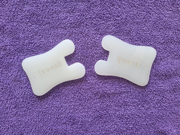 Lames de Guasha du visage