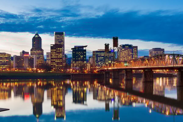 Guía para mudanzas y transferencia de servicios en Portland, OR