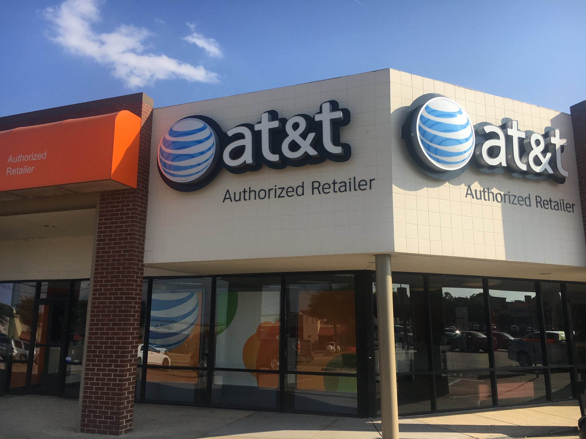 AT&T Store Stanton Plaza Arlington, TX