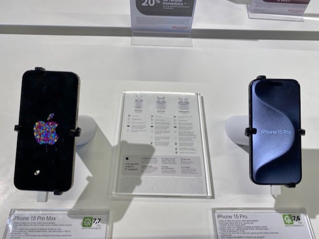 Découvre les nouveaux iPhones 15 Pro et 15 Pro Max disponibles en plusieurs coloris- Boulanger Claye Souilly
