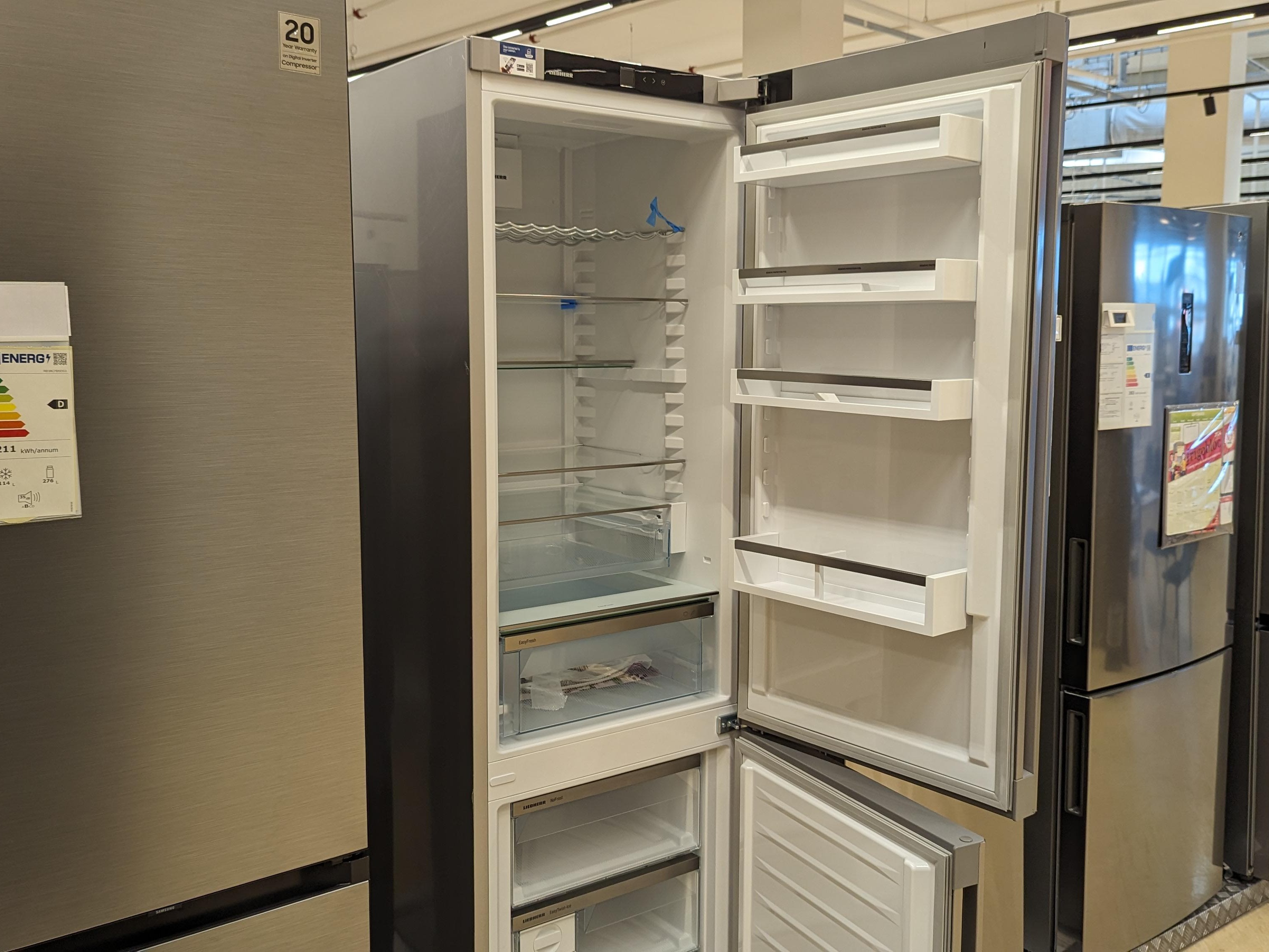 Venez découvrir notre gamme de réfrigérateur Liebherr à froid brassé et silencieux dans votre magasin Boulanger Coignières