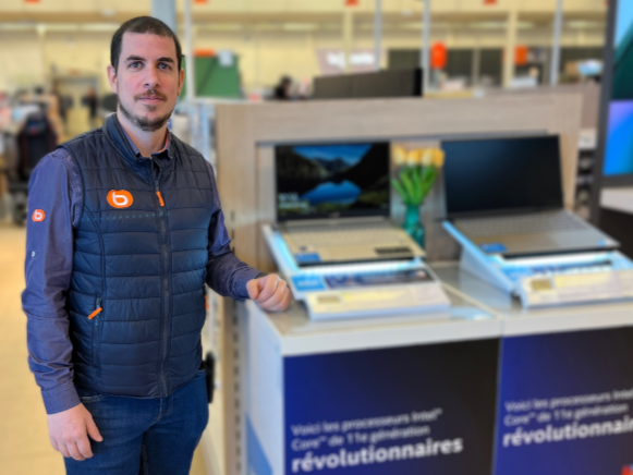 Davy vendeur multimédia, expert PC portable Boulanger Compiègne