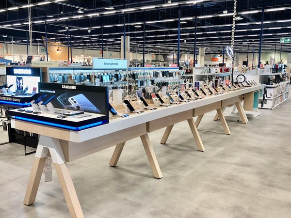 Smartphones Apple, Xiaomi, Samsung  à Boulanger Roncq-Tourcoing.