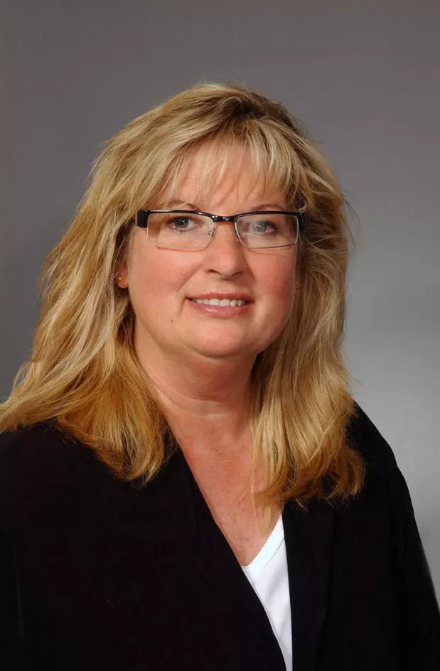 Carousel Associate Image