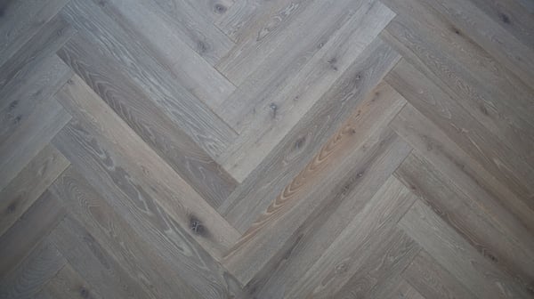 Parkett grau geölt
